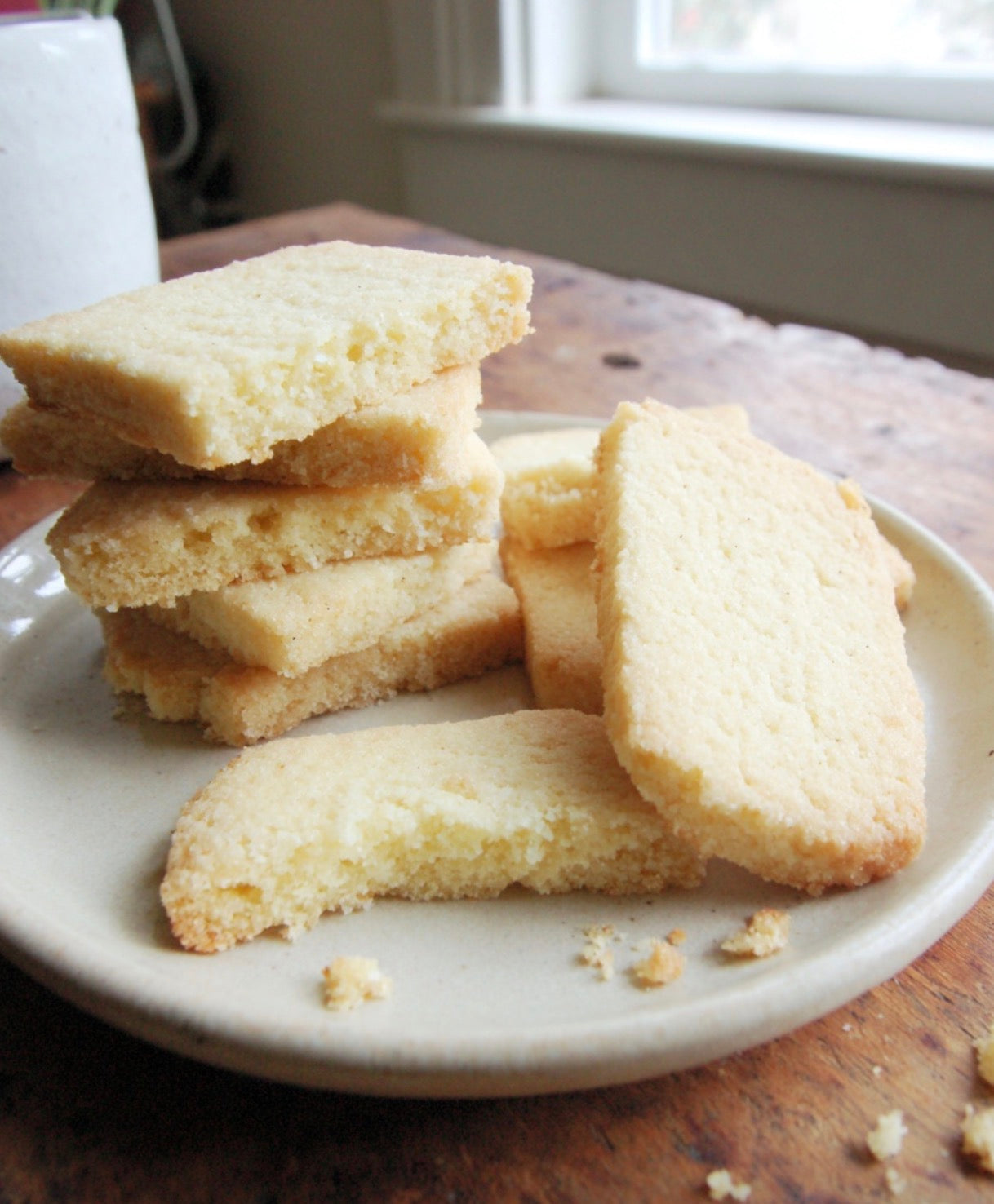 A buttery shortbread recipe made with Forage Heritage Baker's Flour and Homestead Sweetener. A grain-free, gluten-free, zero-sugar recipe for classic shortbread cookies or a tender dessert crust.